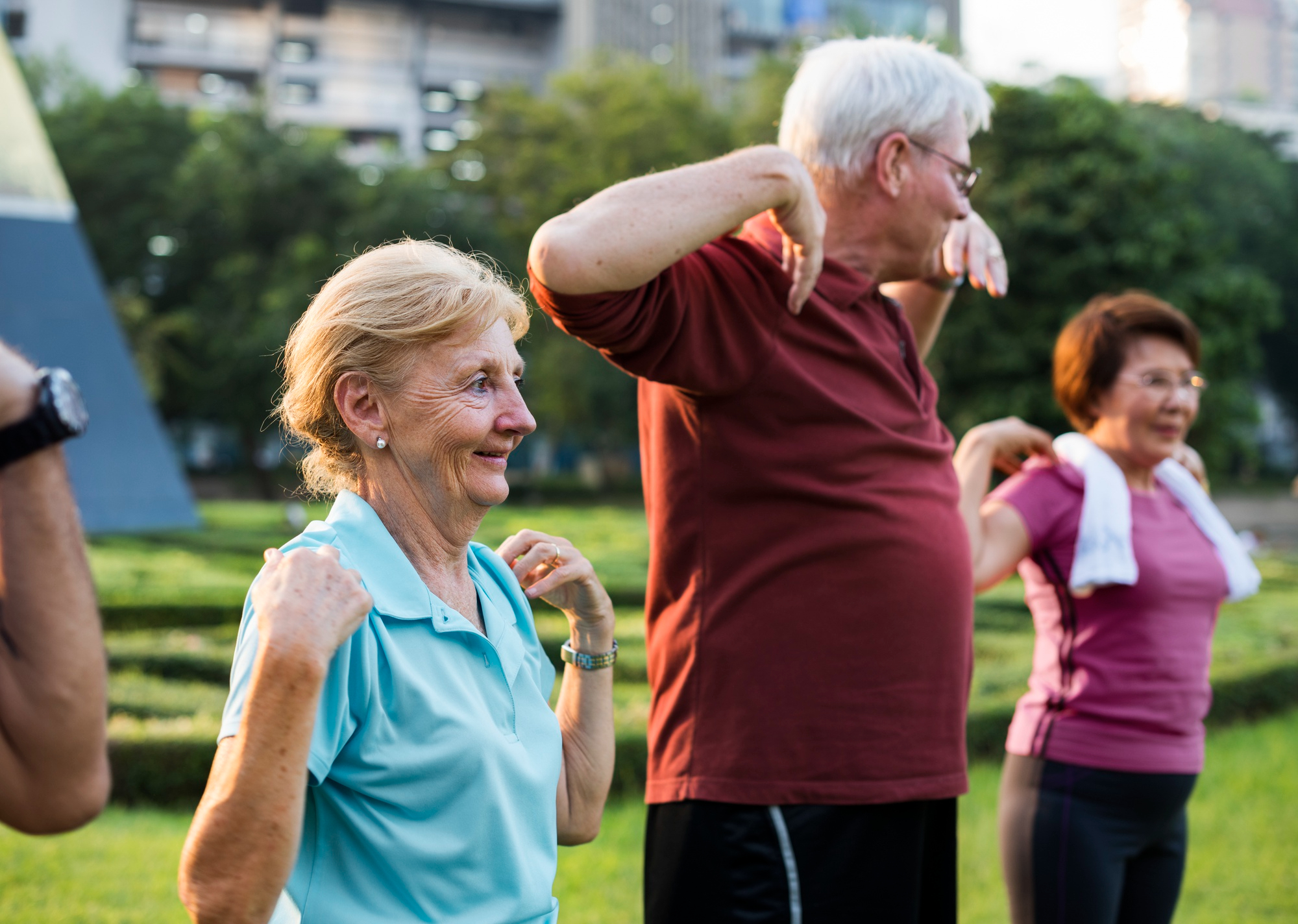 - recreational activities - 10 engaging recreational activities to boost seniors wellbeing - home care concepts - companionship