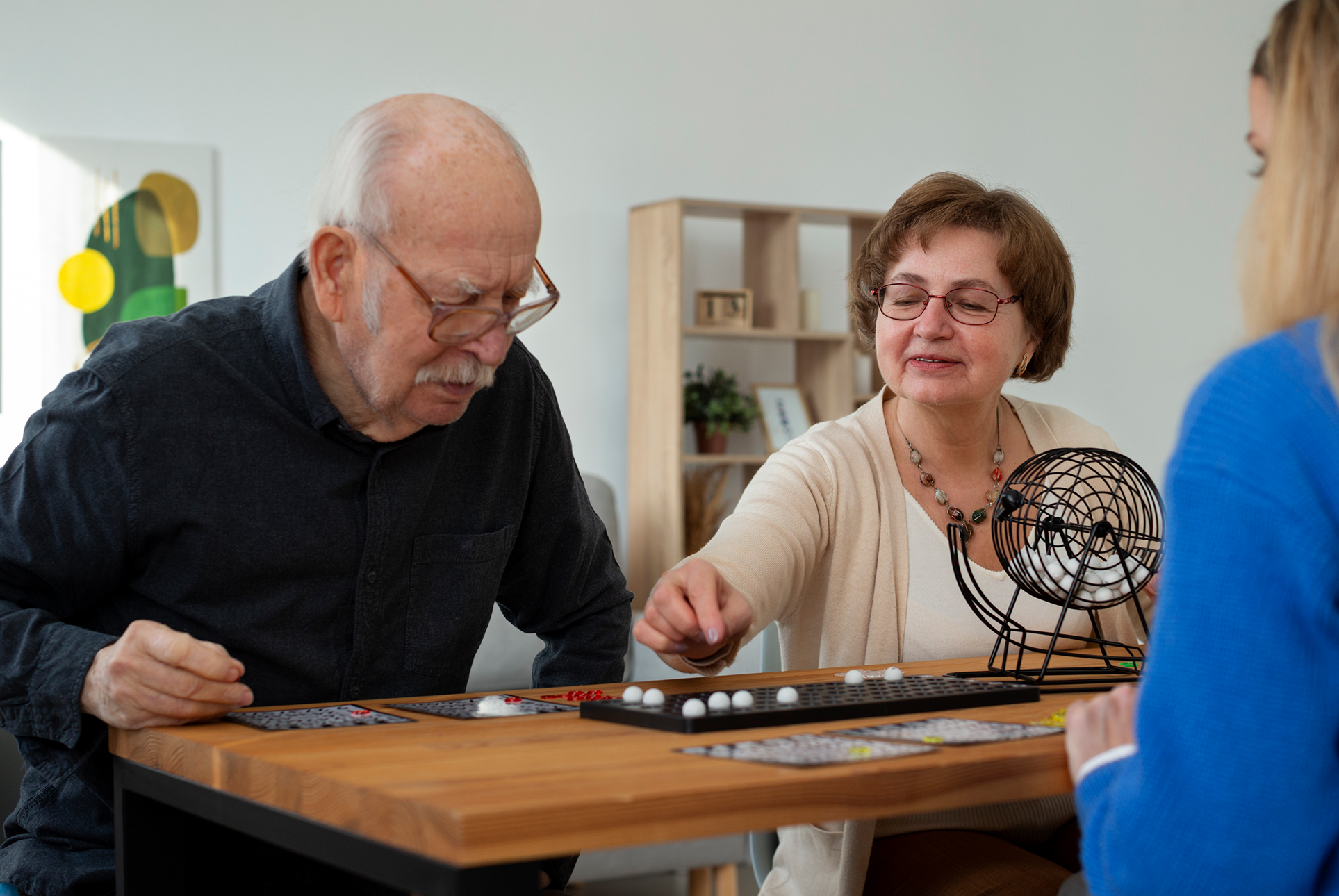 - actividades de estimulación cognitiva - cognitive stimulation activities for seniors - home care concepts - companionship